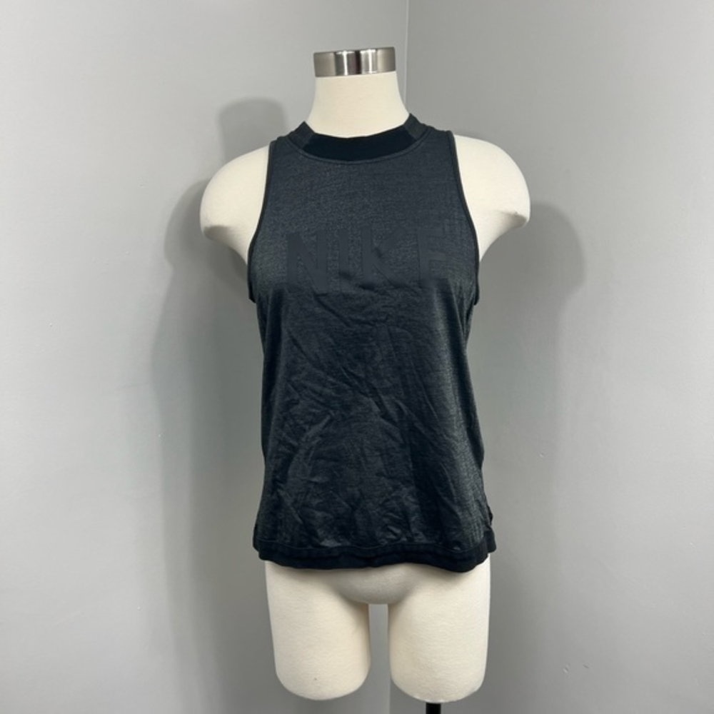 Nike Black‎ Metallic Tank